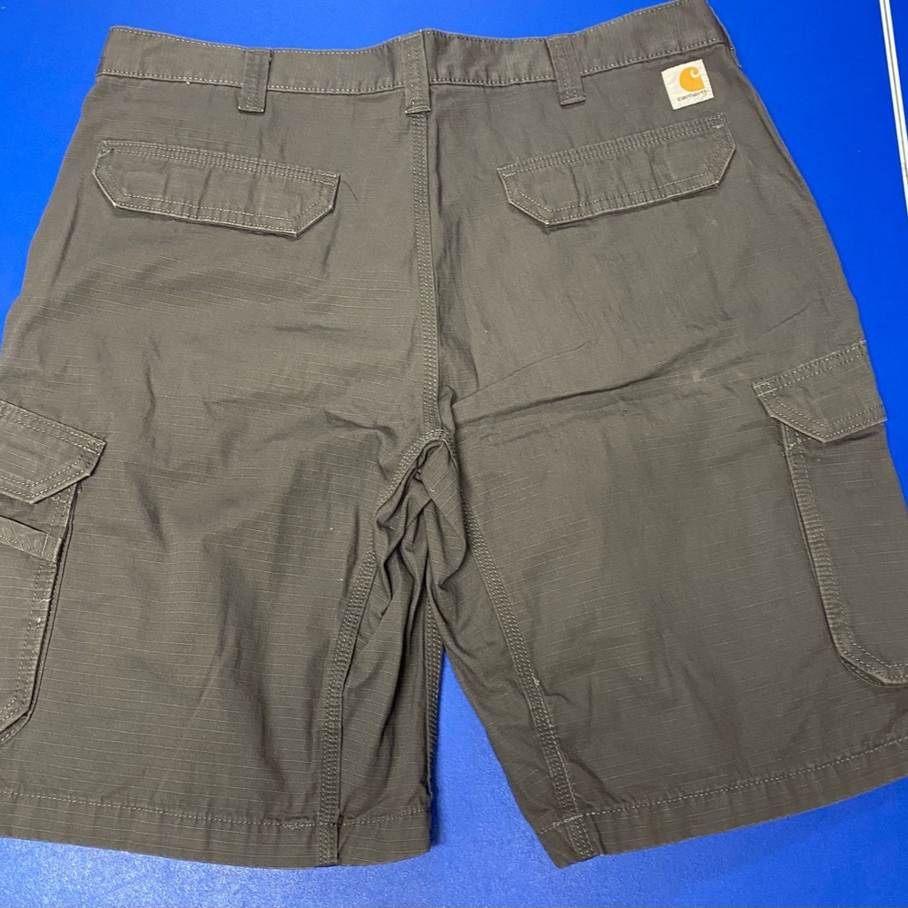 Men’s Carhartt shorts size 38 - Picture 2 of 4